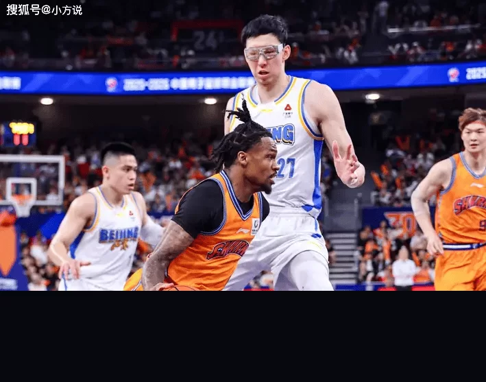京沪大战最大变数！杰曼故意吃T激怒古德温，上海最强一环被他亲手拆掉？_洛夫顿_北京_北京